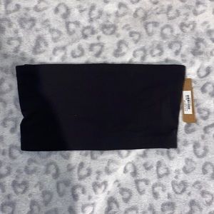 NWT SKIMS BANDEAU 😍